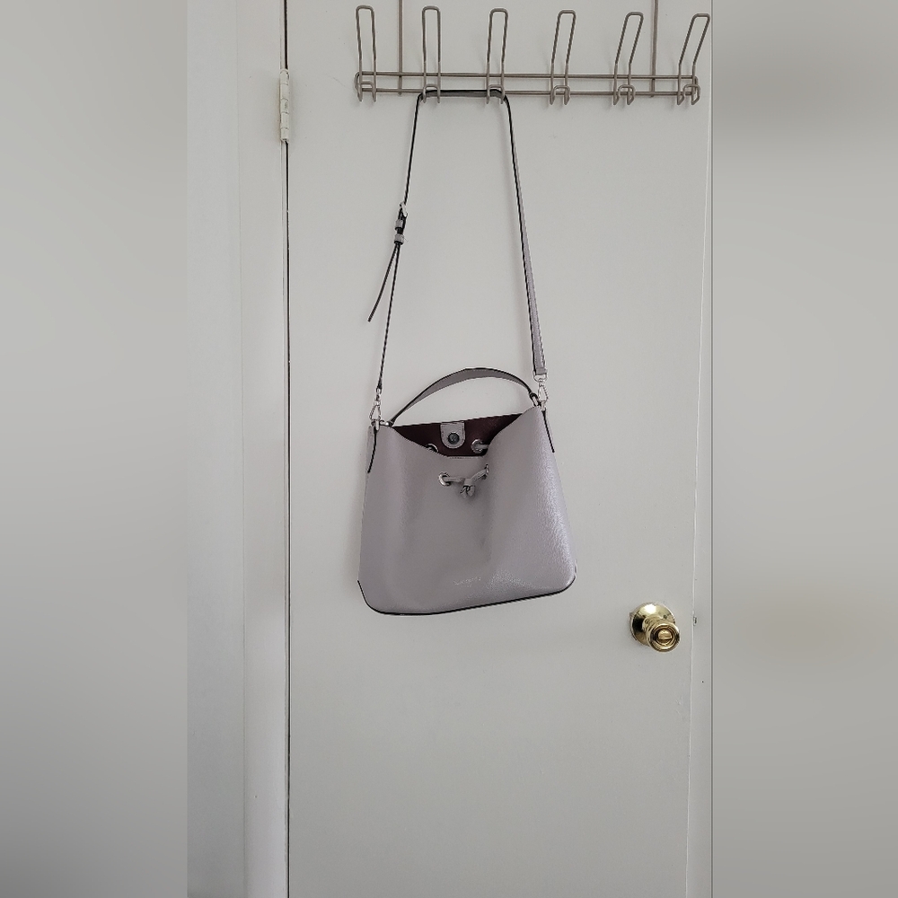 Kate Spade Elegant Gray Shoulder Bag